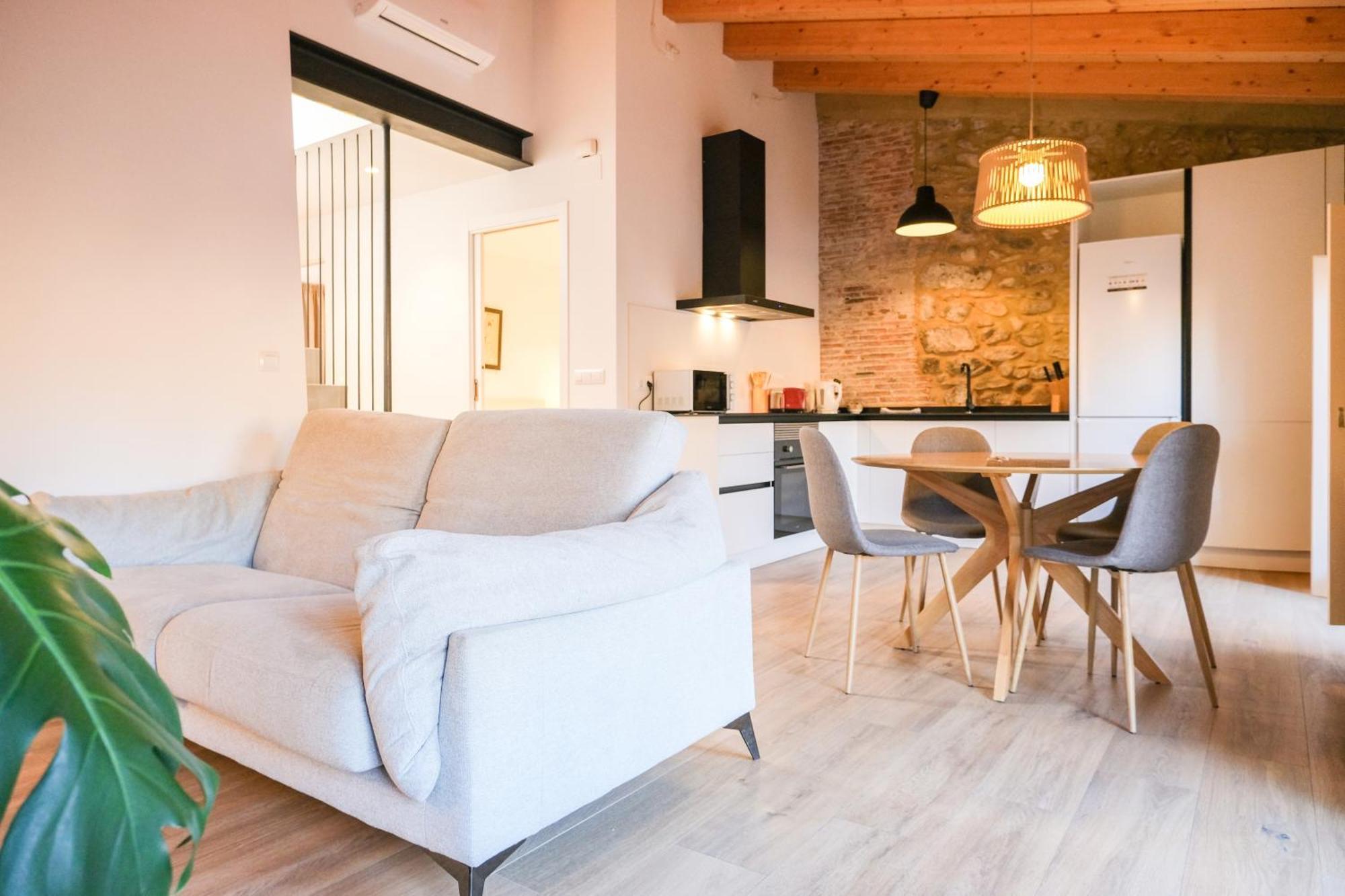 Ganganell Atic Apartamento Con Terraza En Besalú Extérieur photo
