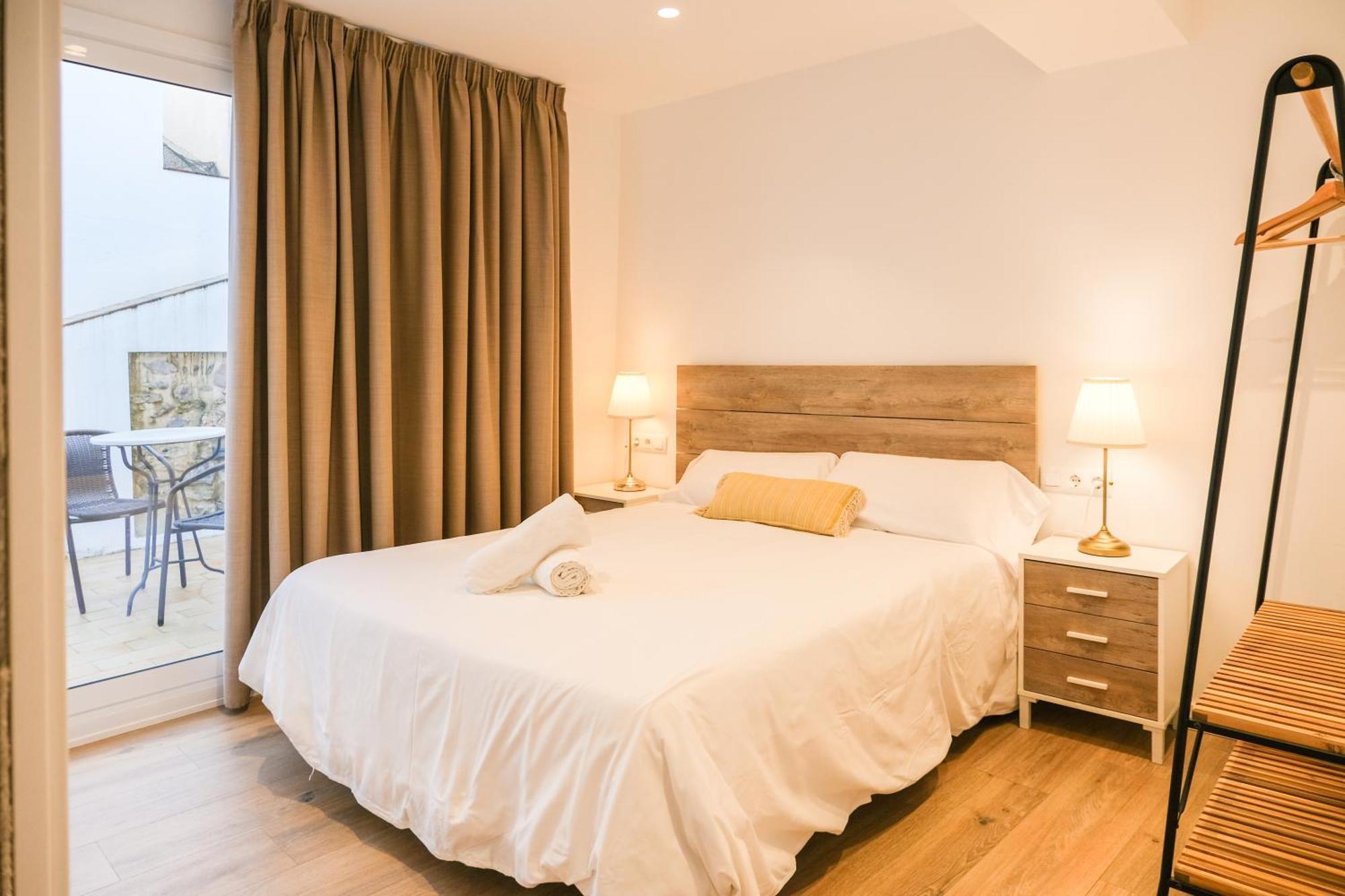 Ganganell Atic Apartamento Con Terraza En Besalú Extérieur photo