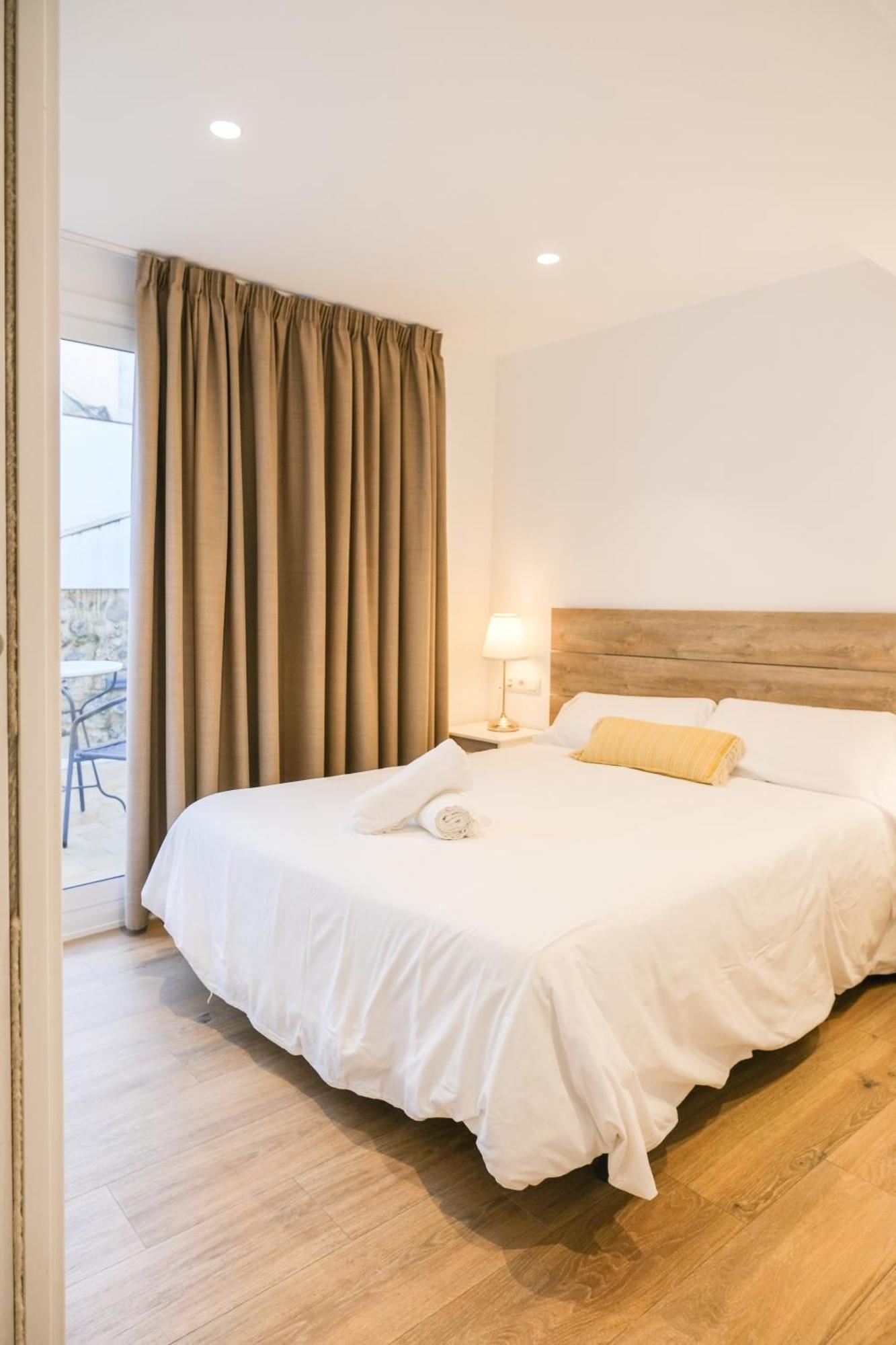 Ganganell Atic Apartamento Con Terraza En Besalú Extérieur photo
