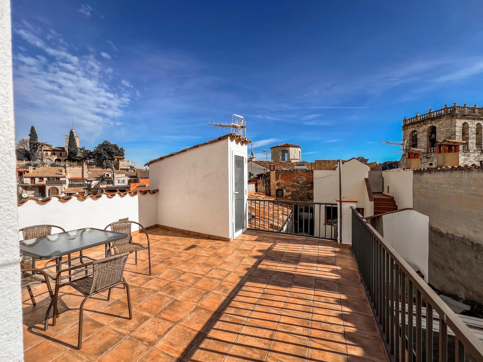 Ganganell Atic Apartamento Con Terraza En Besalú Extérieur photo